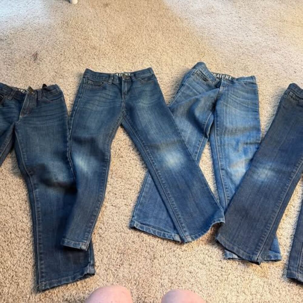 Lot of 4 Size 7 boys Crazy 8 jeans